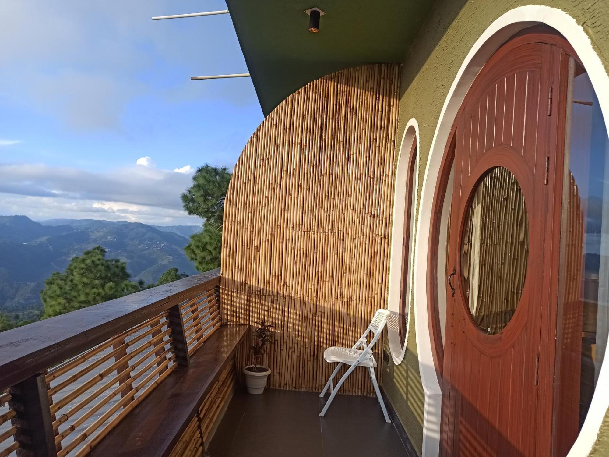 Himalayan Hobbit House Hotel Almora Luaran gambar