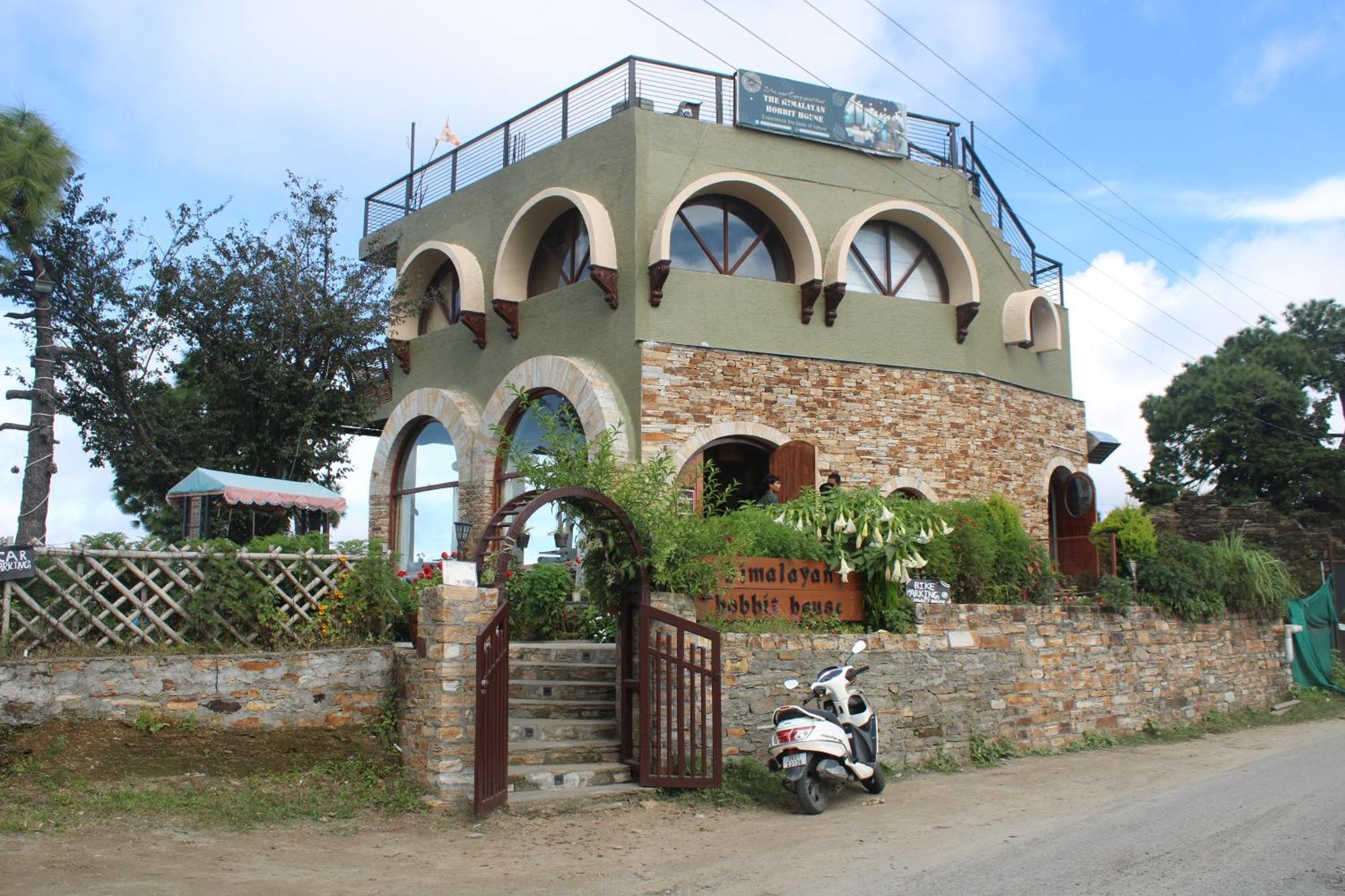 Himalayan Hobbit House Hotel Almora Luaran gambar