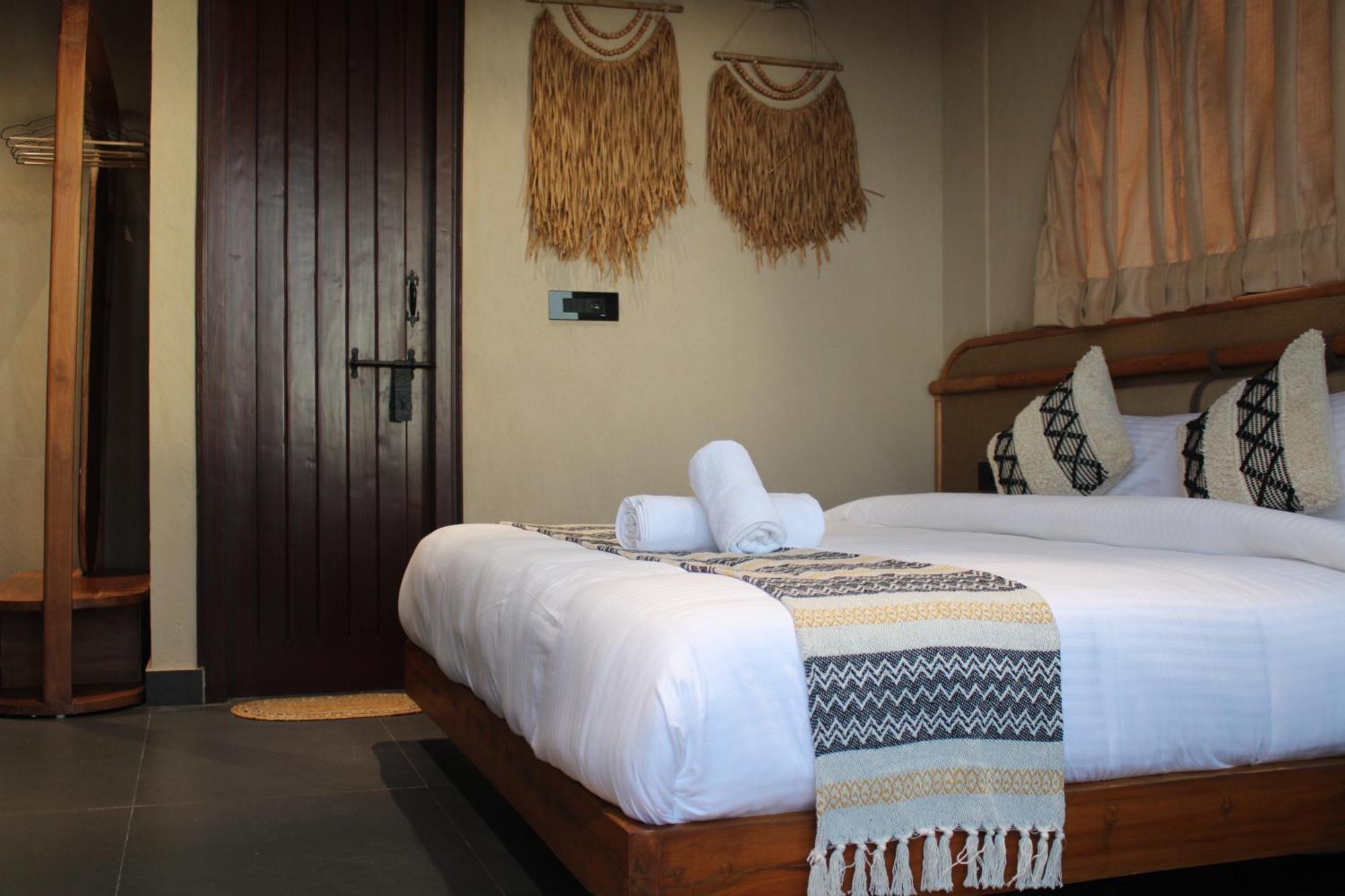Himalayan Hobbit House Hotel Almora Luaran gambar