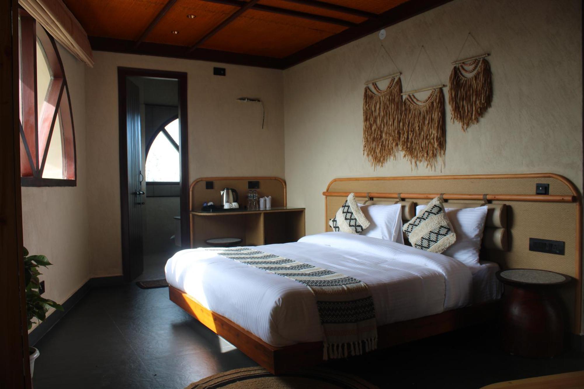 Himalayan Hobbit House Hotel Almora Luaran gambar