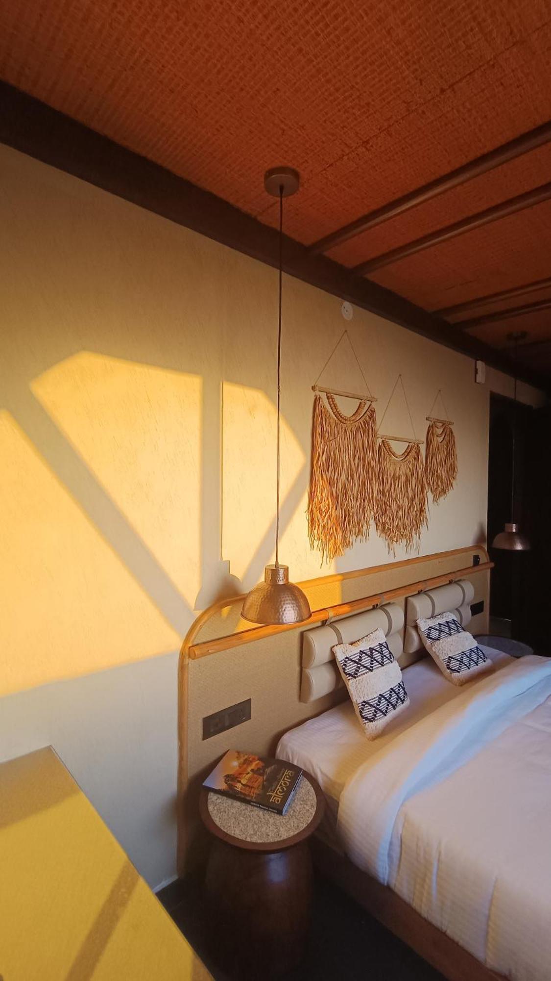 Himalayan Hobbit House Hotel Almora Luaran gambar